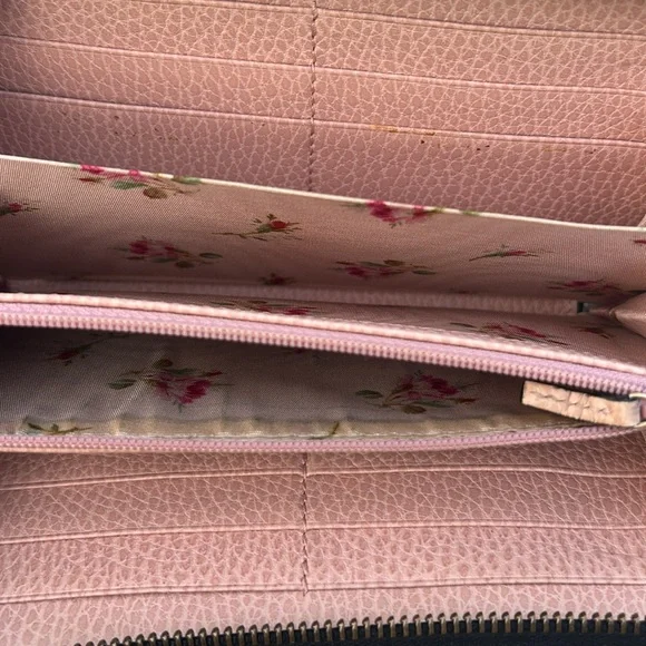 Gucci  Full Inclusion GG Marmont Zip Around Wallet - Picture 5 of 5